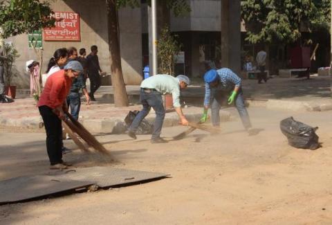 Swachh-Bharat-Abhiyan-in-GMCH