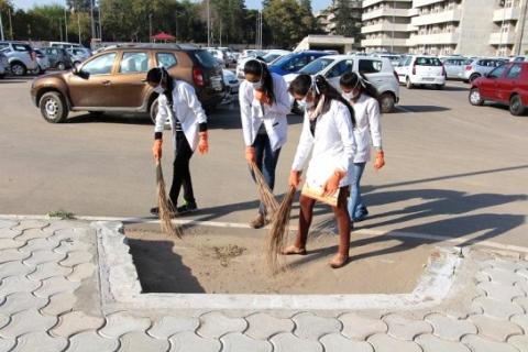 Swachh-Bharat-Abhiyan-in-GMCH