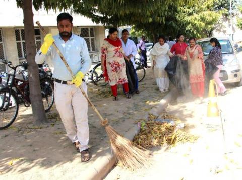 Swachh-Bharat-Abhiyan-in-GMCH