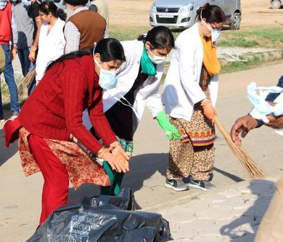 Swachh-Bharat-Abhiyan-in-GMCH