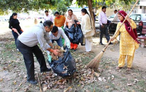 Swachh-Bharat-Abhiyan-in-GMCH