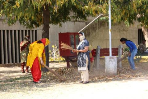 Swachh-Bharat-Abhiyan-in-GMCH