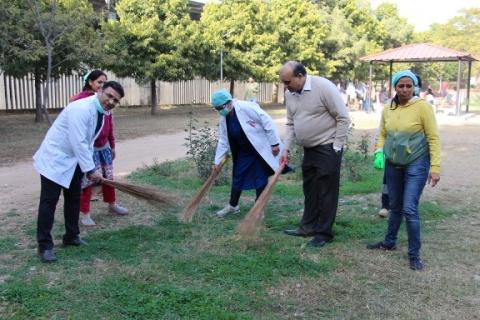 Swachh-Bharat-Abhiyan-in-GMCH