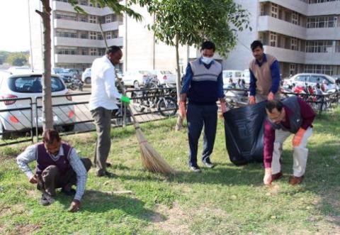 Swachh-Bharat-Abhiyan-in-GMCH