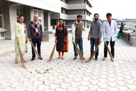 Swachh-Bharat-Abhiyan-in-GMCH