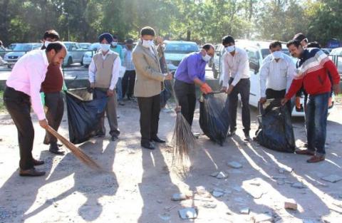 Swachh-Bharat-Abhiyan-in-GMCH