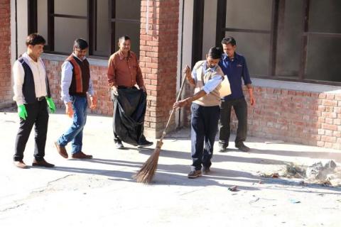 Swachh-Bharat-Abhiyan-in-GMCH